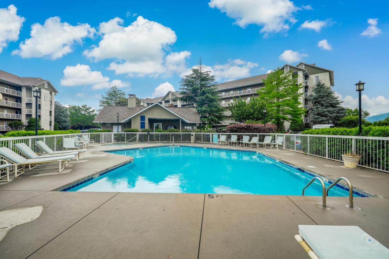 Lazy Days Retreat Whispering Pines 224 Apartment Pigeon Forge Exterior photo